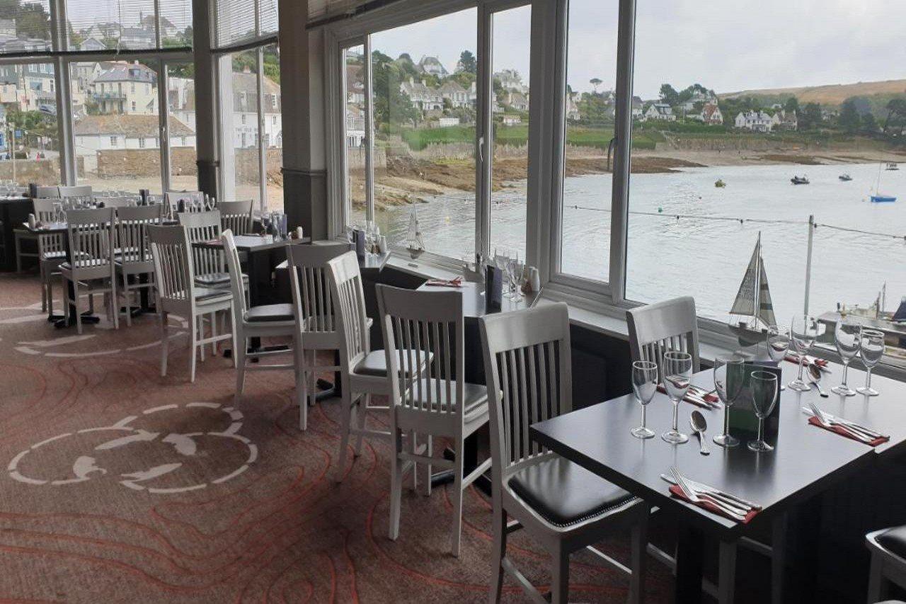 Ship And Castle Hotel Saint Mawes Exterior foto